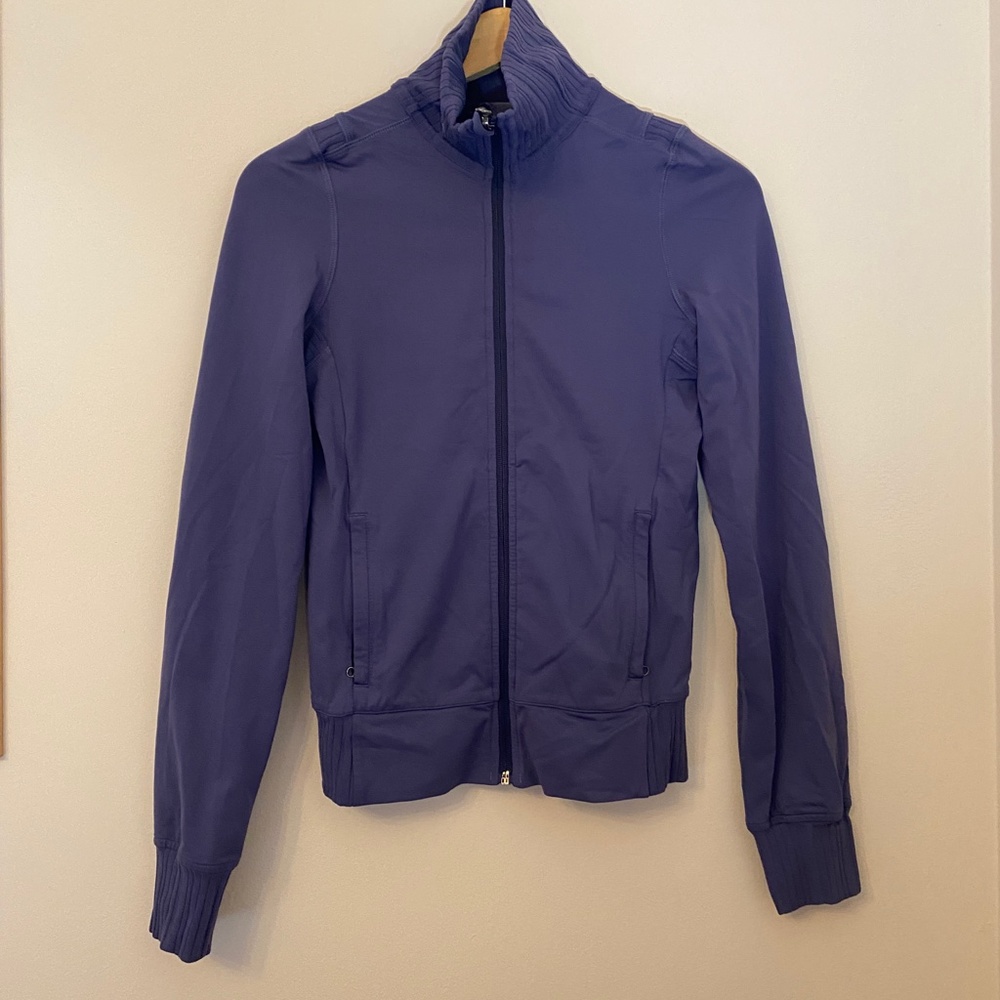 Lululemon Reversible Jacket - Picture 2 of 16